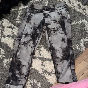 Calia Gray and Black Patterned Leggings